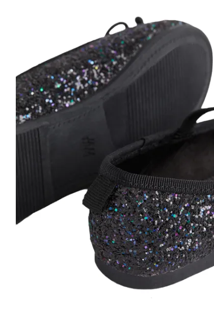 Black Glittery Pump