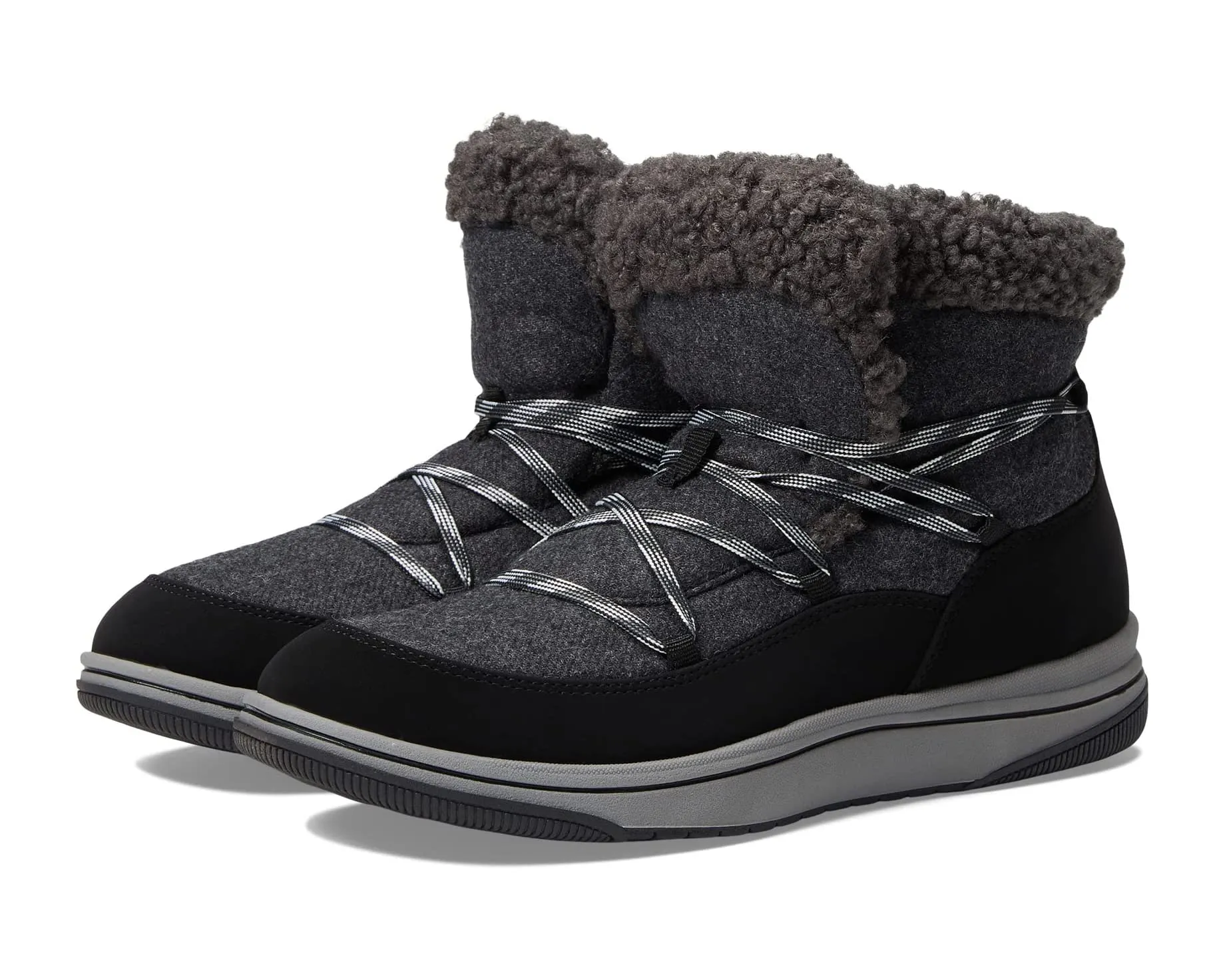 Breeze Glacier Clarks boots, black