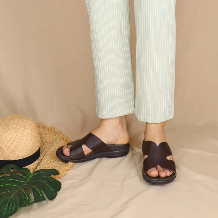 [EXTRA 20% off at cart] Ultra Comfort Matte Leather Sandals