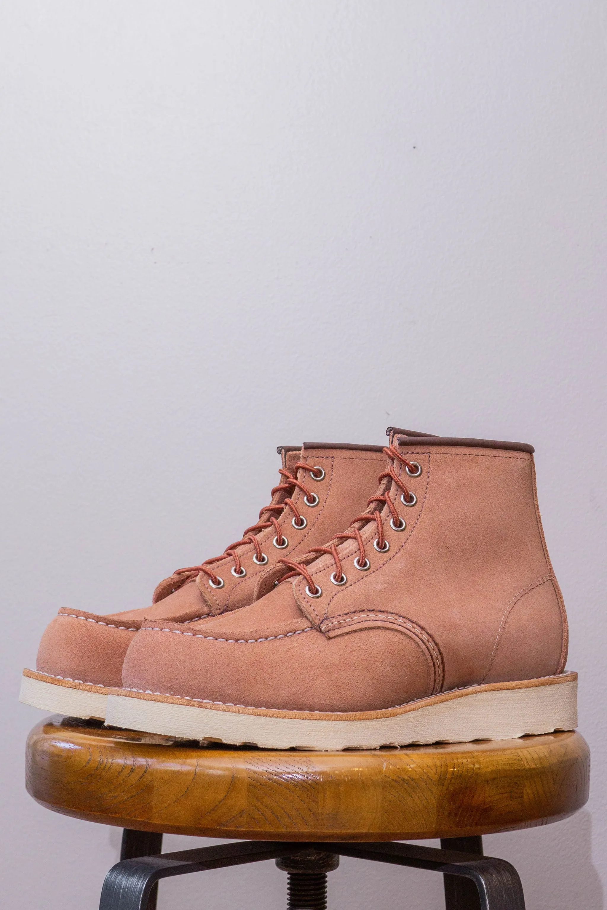 Red Wing Heritage Classic Moc 8208 - Dusty Rose Abilene