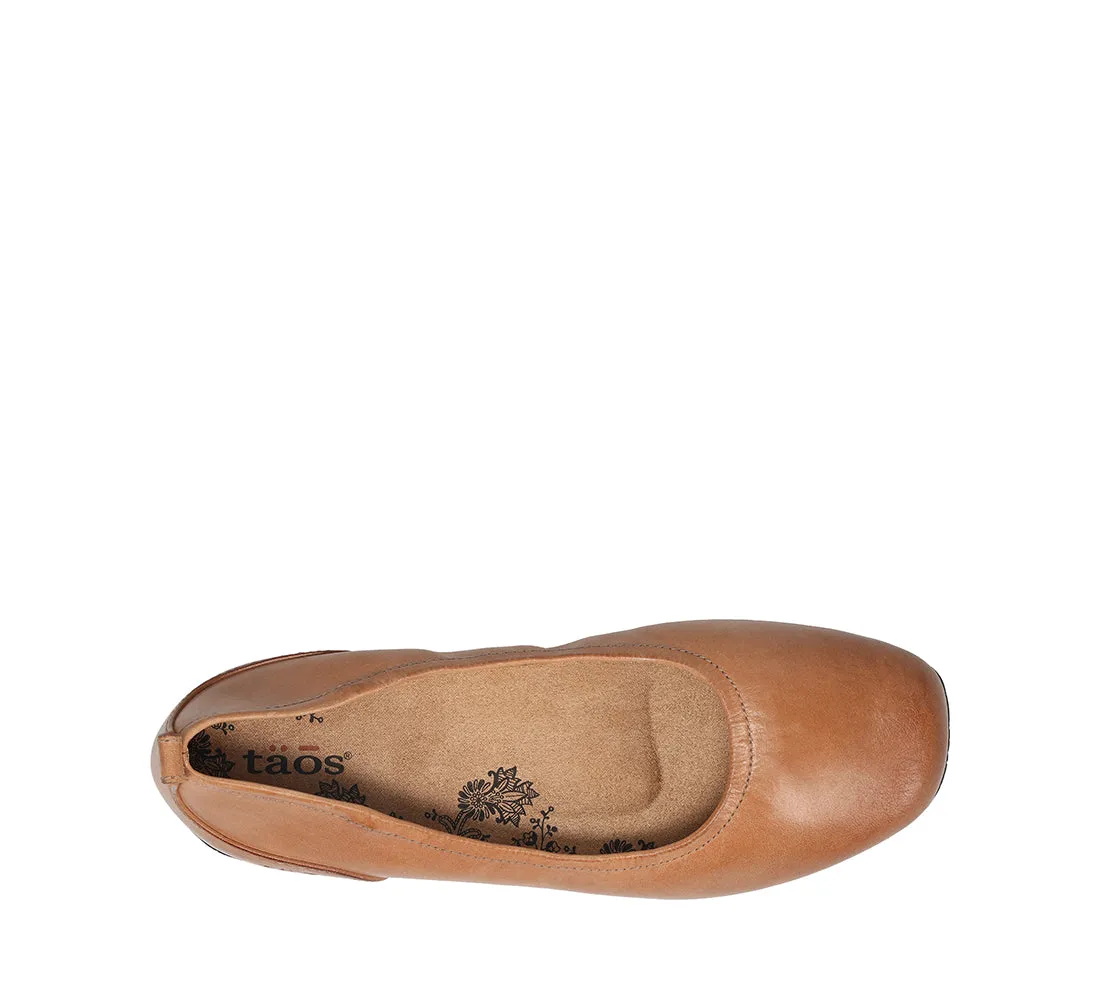 Women's Taos Chit Chat Color: Caramel